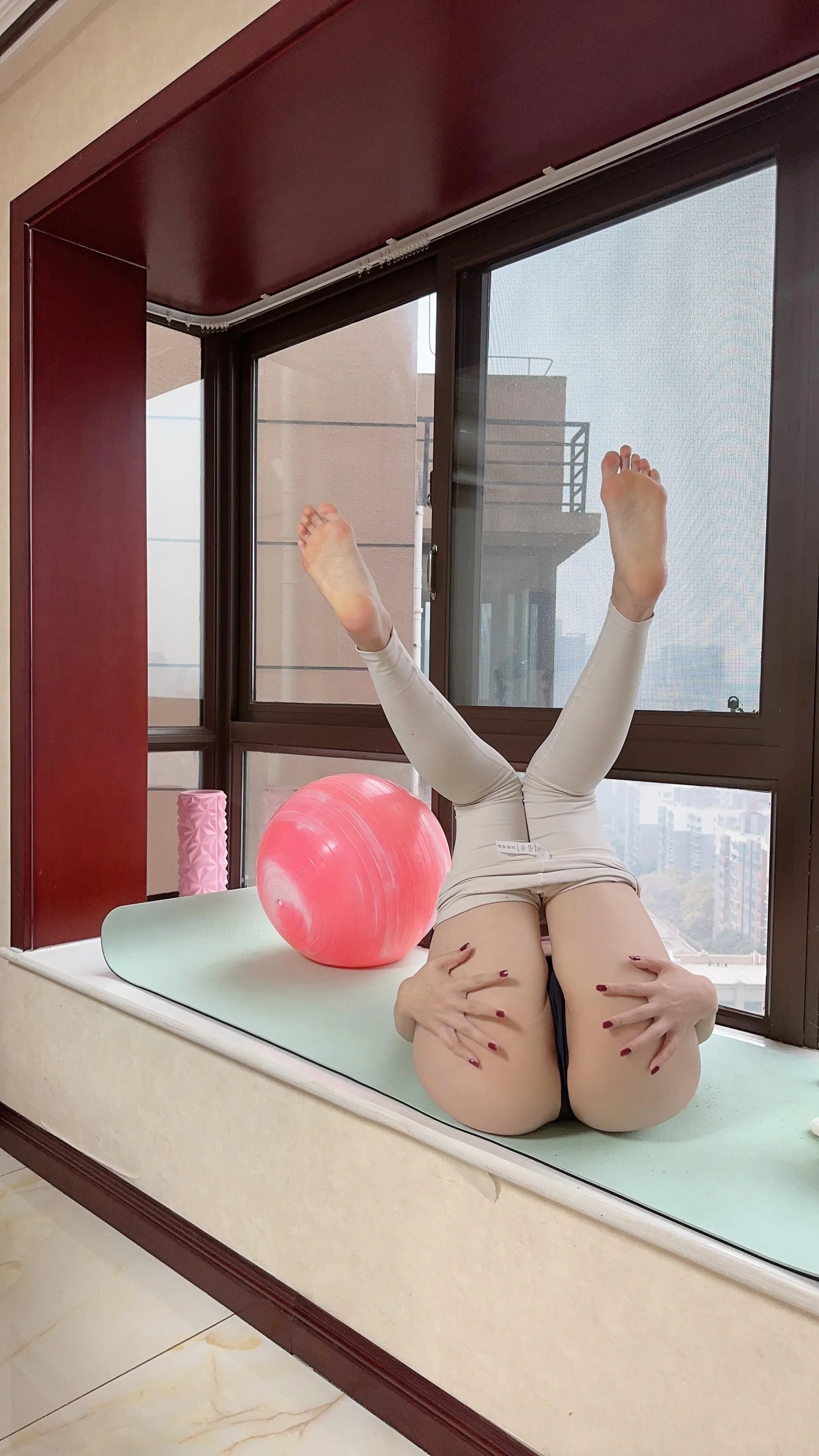 NO.015 奶宝妹纸 – 微密圈系列  美少妇瑜伽 [53P]插图8